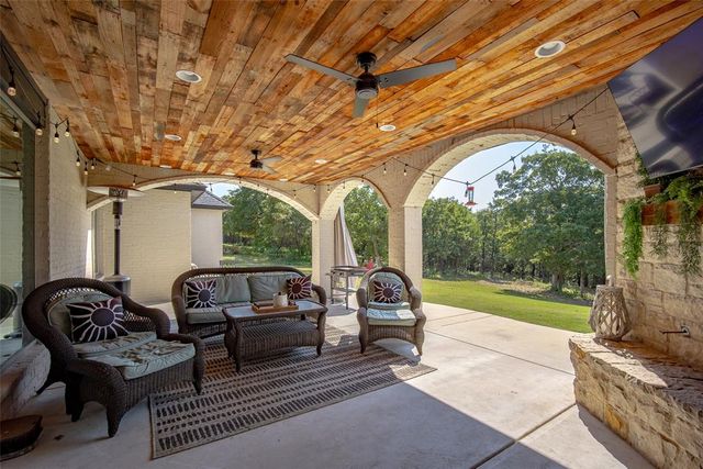 9909 Jamie Way, Choctaw, OK 73020