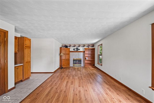806 Sam Ralston Road, Lebanon, IN 46052