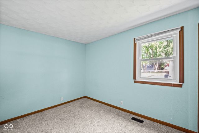 806 Sam Ralston Road, Lebanon, IN 46052