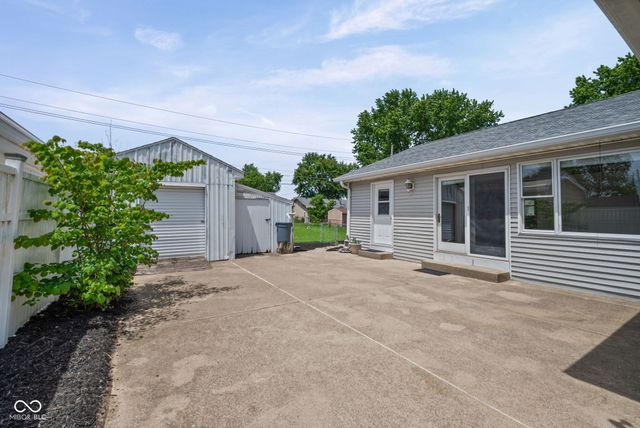 806 Sam Ralston Road, Lebanon, IN 46052