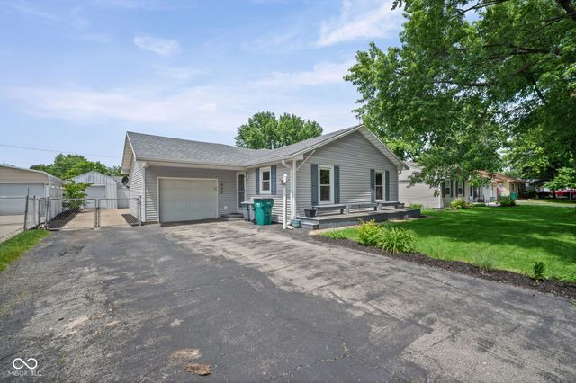 806 Sam Ralston Road, Lebanon, IN 46052