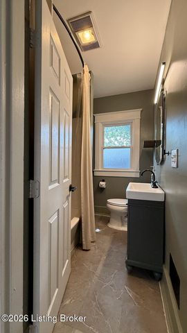 2213 Grinstead Dr, Louisville, KY 40204