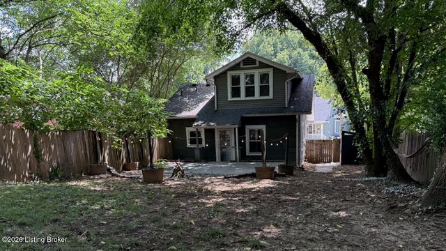 2213 Grinstead Dr, Louisville, KY 40204