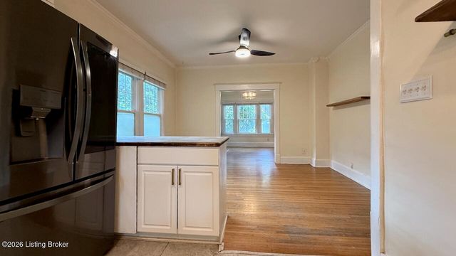 2213 Grinstead Dr, Louisville, KY 40204