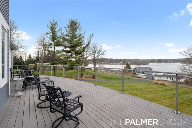 11864 5 Mile Road, Lowell, MI 49331