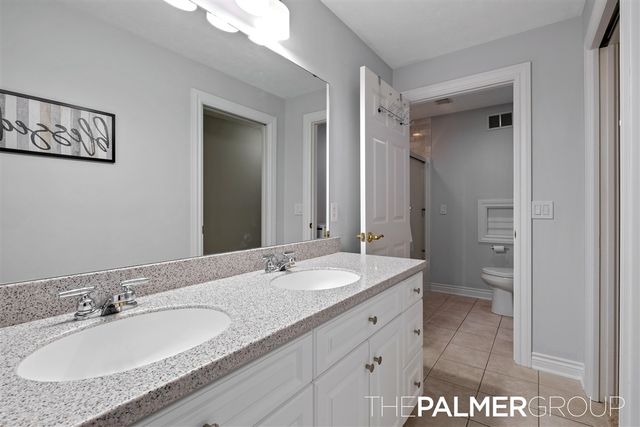 11864 5 Mile Road, Lowell, MI 49331