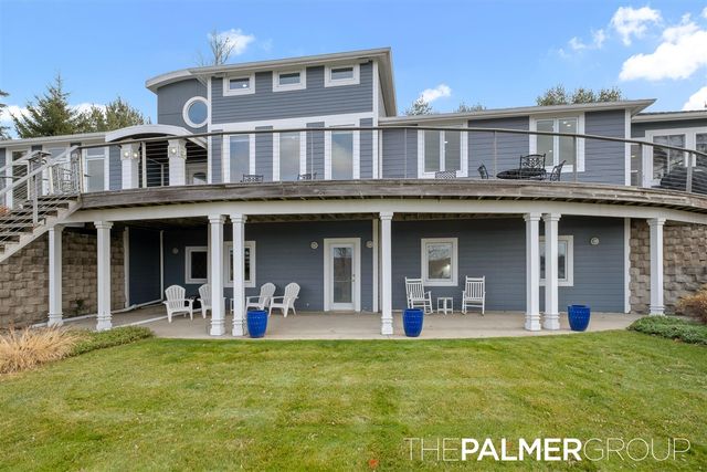 11864 5 Mile Road, Lowell, MI 49331