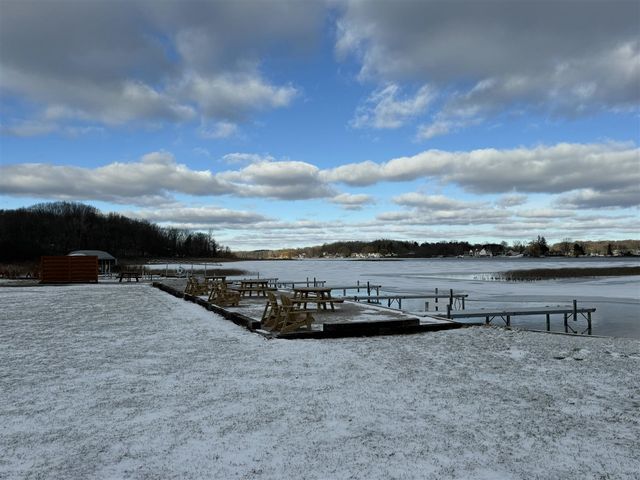 11864 5 Mile Road, Lowell, MI 49331