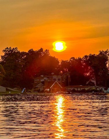 11864 5 Mile Road, Lowell, MI 49331