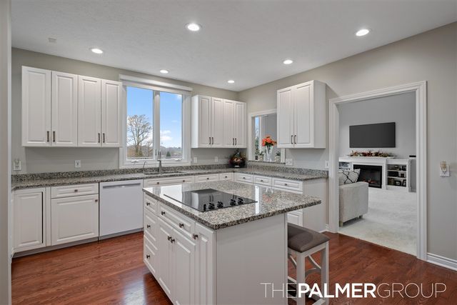 11864 5 Mile Road, Lowell, MI 49331