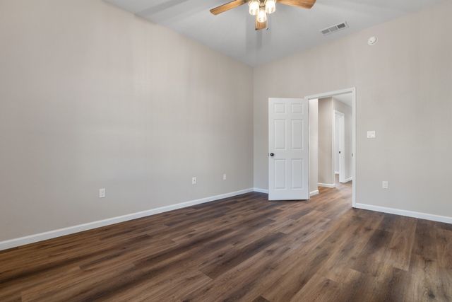 2013 Wood Trail, Azle, TX 76020