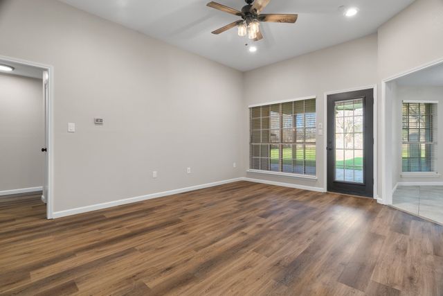 2013 Wood Trail, Azle, TX 76020