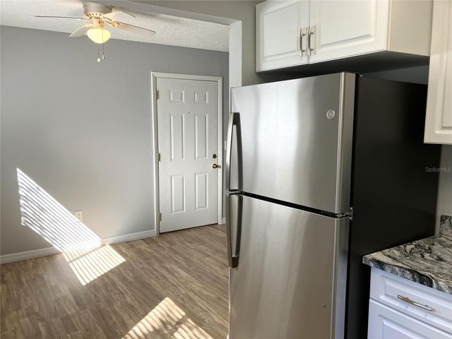 11703 RAINTREE VILLAGE BOULEVARD B, Temple Terrace, FL 33617