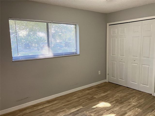 11703 RAINTREE VILLAGE BOULEVARD B, Temple Terrace, FL 33617