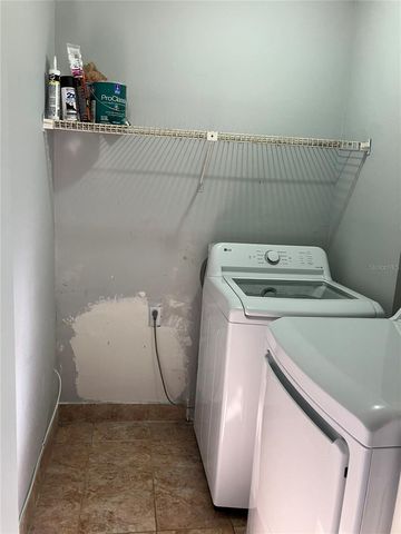 11703 RAINTREE VILLAGE BOULEVARD B, Temple Terrace, FL 33617