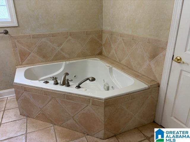 2506 W LAKESHORE DRIVE, Oneonta, AL 35121