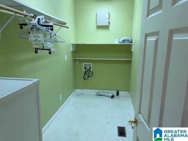 2506 W LAKESHORE DRIVE, Oneonta, AL 35121