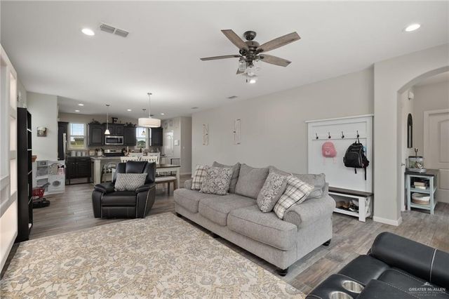 5116 Escondido Pass, Mcallen, TX 78504