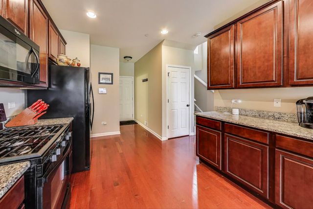 222 Owen Street, Matteson, IL 60443