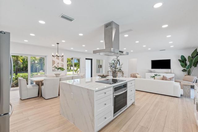2919 NW 11TH Terrace, Wilton Manors, FL 33311