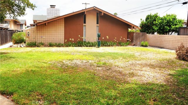 1263 Oakdale, El Cajon, CA 92021