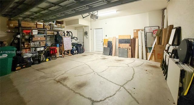 4654 NW 84th Ave, Doral, FL 33166