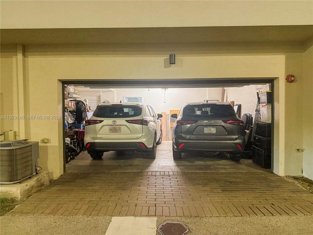 4654 NW 84th Ave, Doral, FL 33166