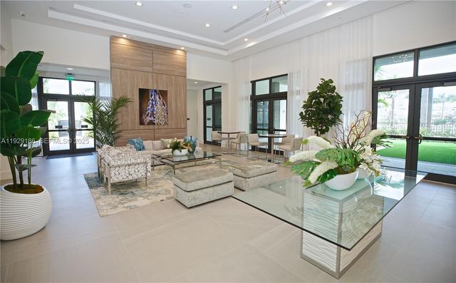 4654 NW 84th Ave, Doral, FL 33166