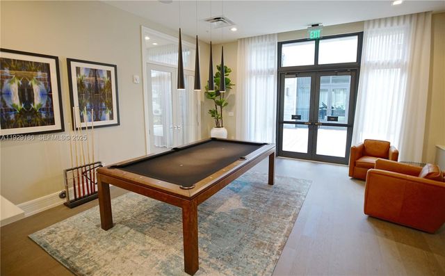 4654 NW 84th Ave, Doral, FL 33166