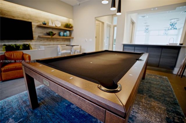 4654 NW 84th Ave, Doral, FL 33166