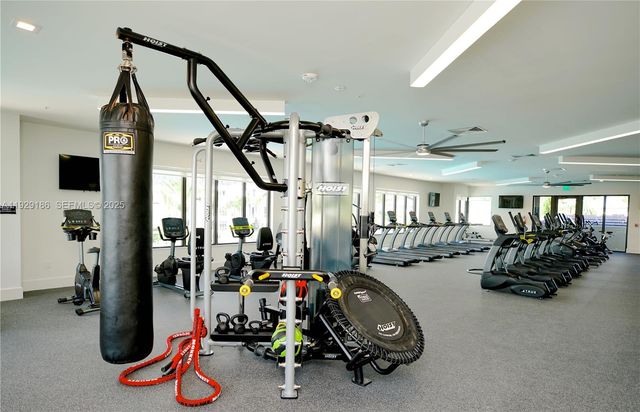 4654 NW 84th Ave, Doral, FL 33166