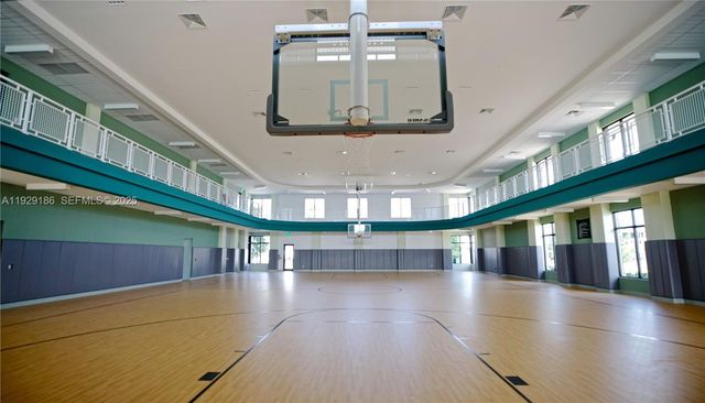 4654 NW 84th Ave, Doral, FL 33166