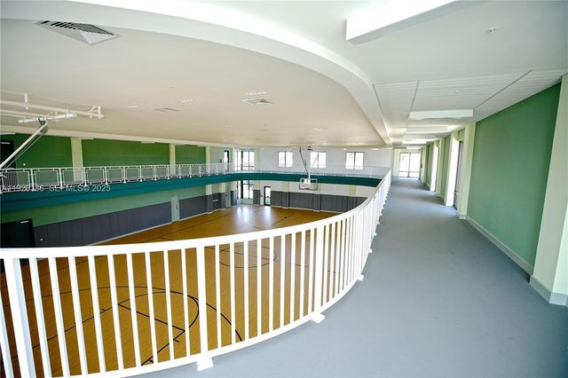 4654 NW 84th Ave, Doral, FL 33166