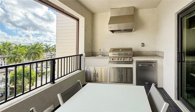 4654 NW 84th Ave, Doral, FL 33166