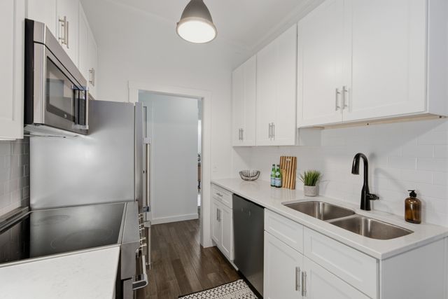 4425 Westlawn Dr Apt D205, Nashville, TN 37209