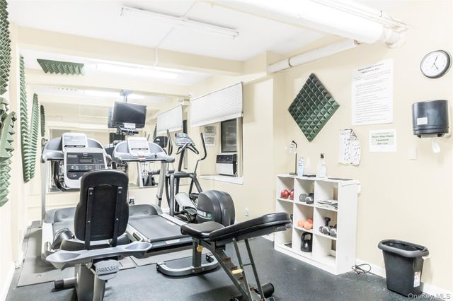 640 Pelham Road 3L, New Rochelle, NY 10805