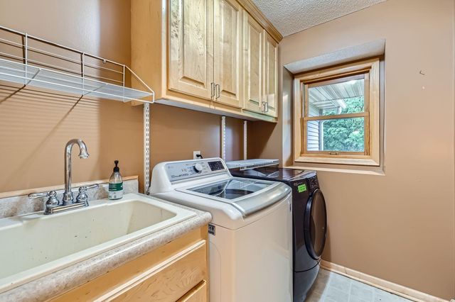20330 Guarani Street NW, Oak Grove, MN 55303