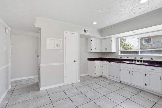2315 Hampton Road, League City, TX 77573