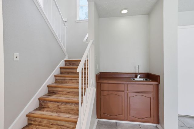 2315 Hampton Road, League City, TX 77573