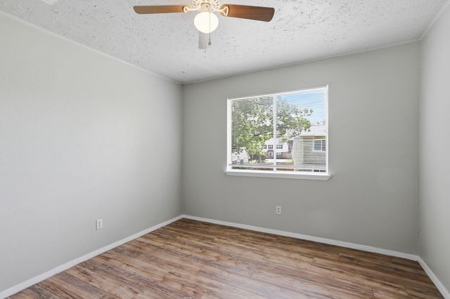 2315 Hampton Road, League City, TX 77573