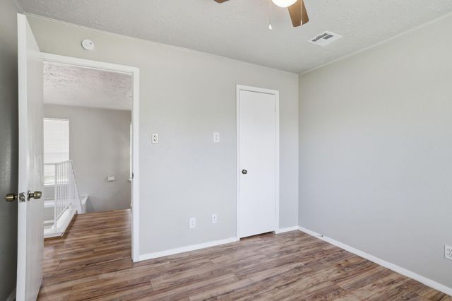 2315 Hampton Road, League City, TX 77573