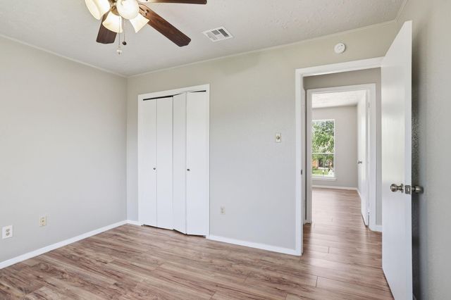 2315 Hampton Road, League City, TX 77573