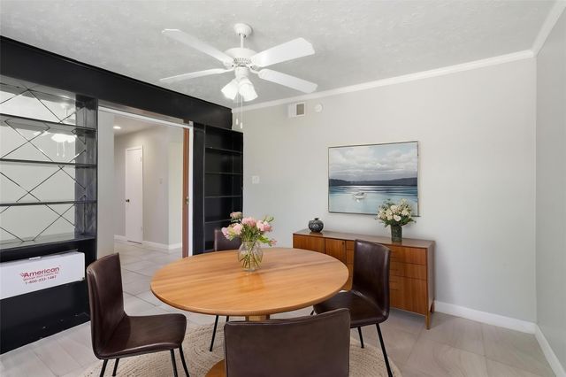 2315 Hampton Road, League City, TX 77573