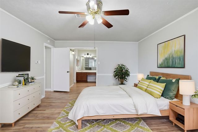 2315 Hampton Road, League City, TX 77573