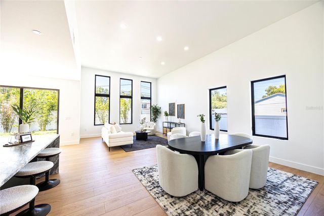 2521 18TH AVENUE N, St Petersburg, FL 33713