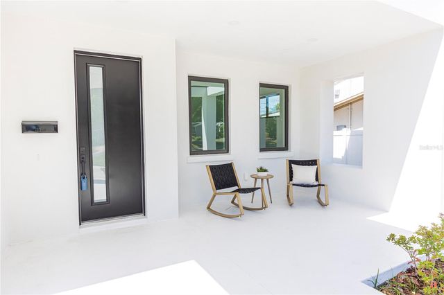 2521 18TH AVENUE N, St Petersburg, FL 33713