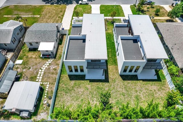 2521 18TH AVENUE N, St Petersburg, FL 33713