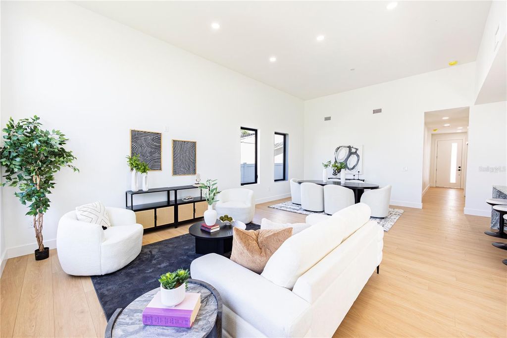 Image 50 of property listing at 2521 18TH AVENUE N, St Petersburg, FL 33713