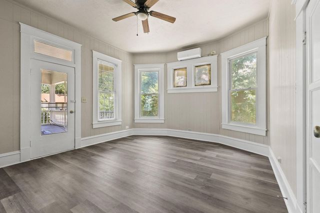 614 W Owings Street, Denison, TX 75020