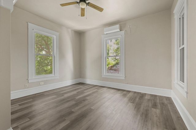614 W Owings Street, Denison, TX 75020